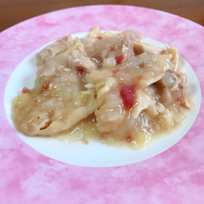 鶏肉と玉ねぎの煮込み料理～梅肉ソース